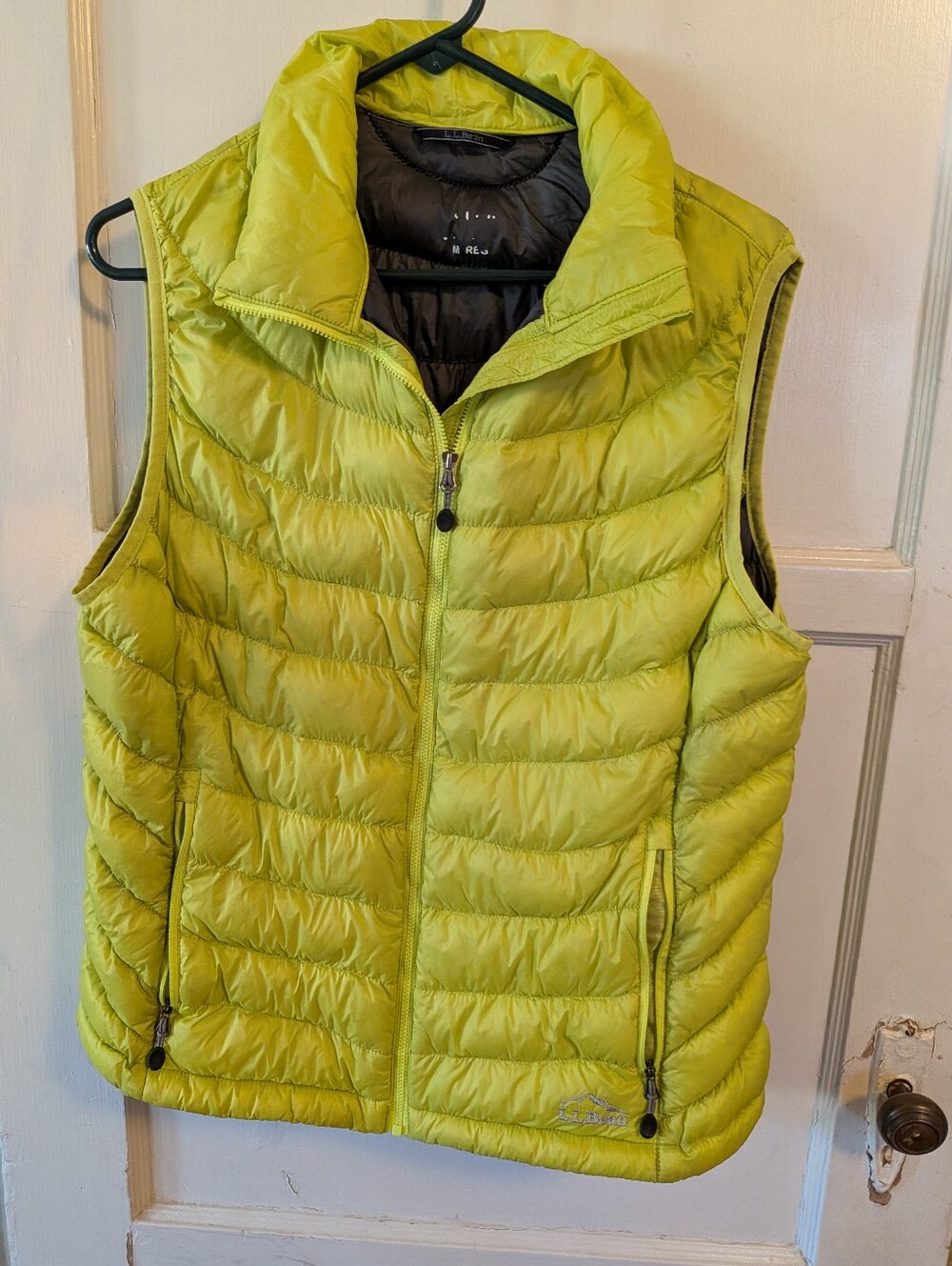 LL Bean Lightweight Puffer Packable Vest - Women's size Medium